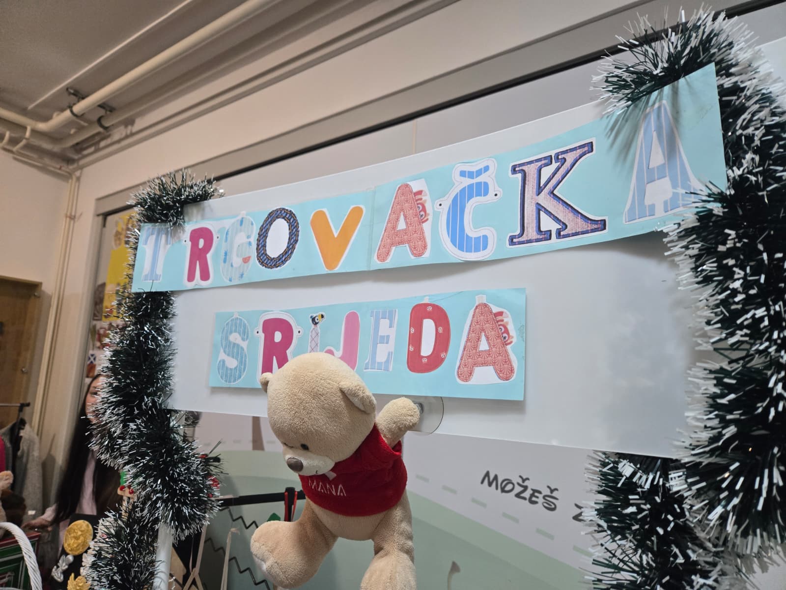 trgovačka srijeda 12-25 (2)