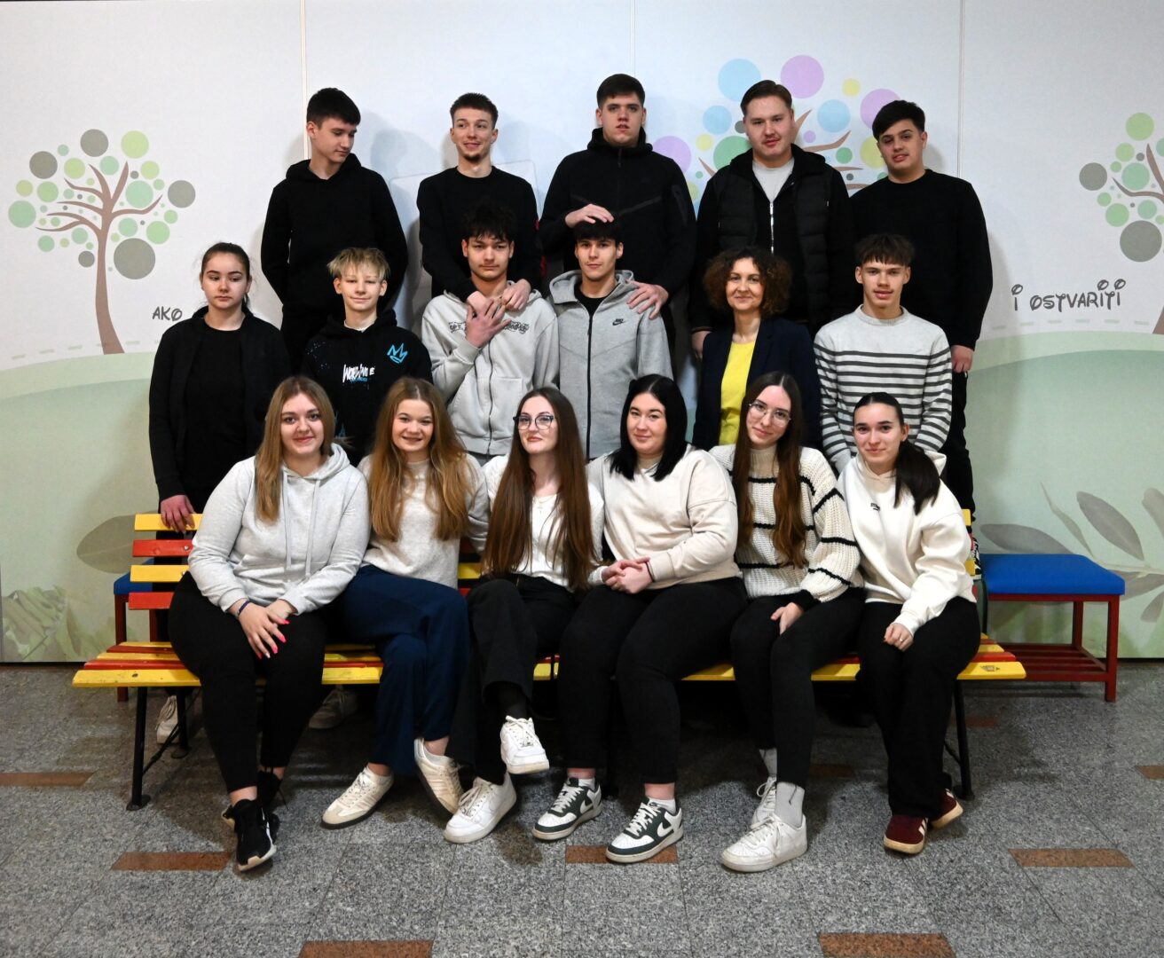 4. a i razrednica Andrea Štefanec