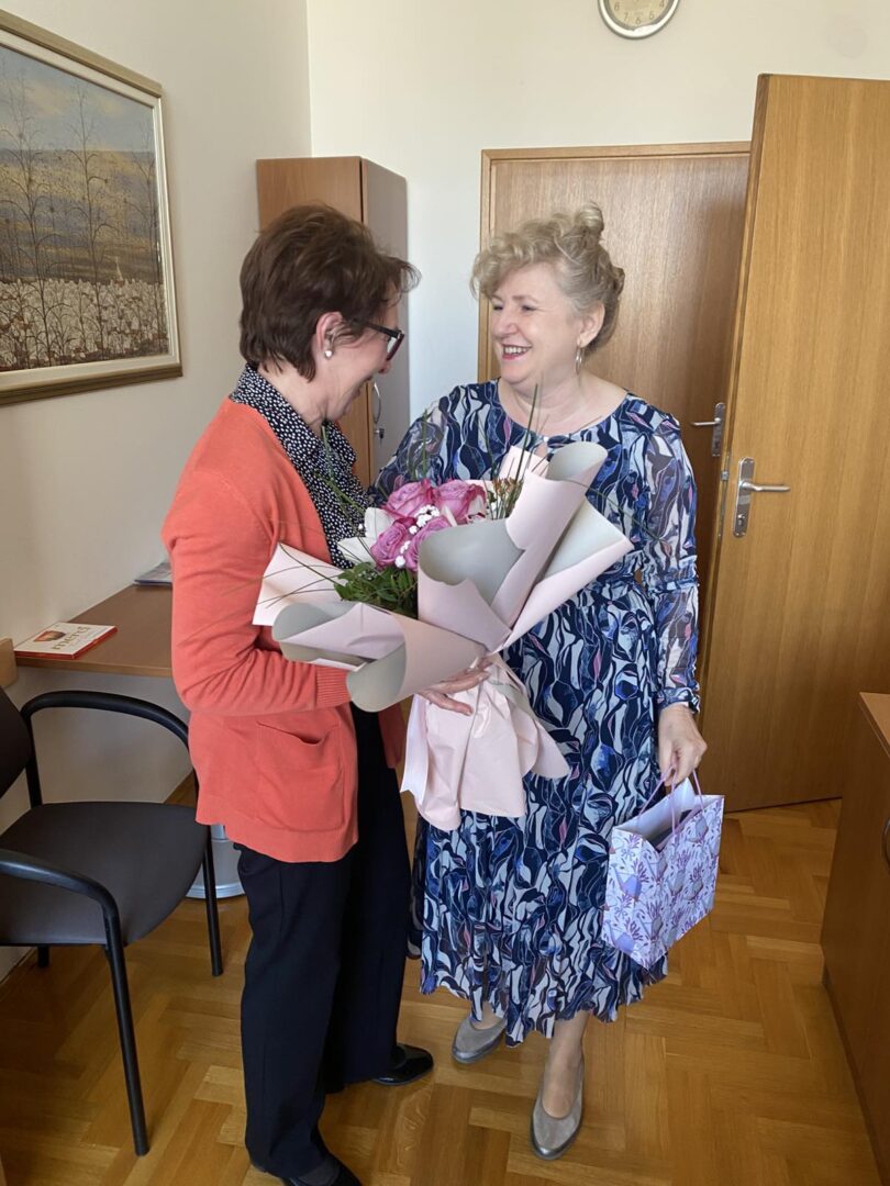 IMG-b205d626355542f59cb443e3c9cb257d-V